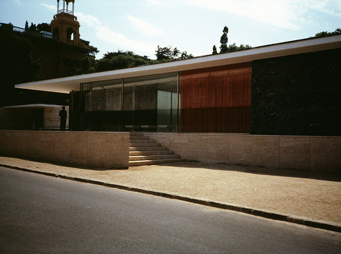 Shelagh Keeley, Barcelona Pavilion I, 1986/2012